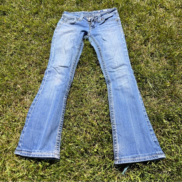 Miss Me Jeans - Picture 2 of 4